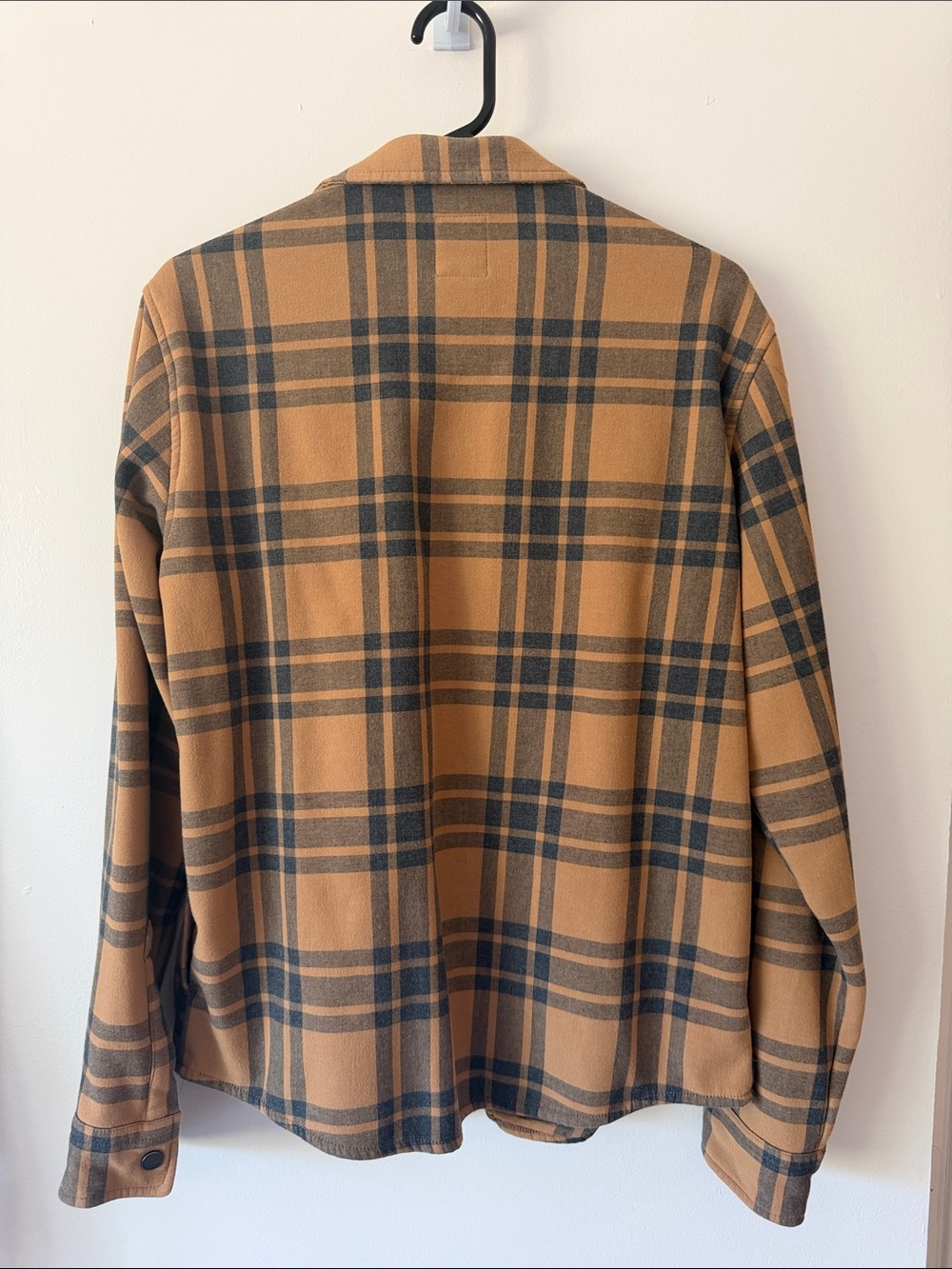 Vuori Men's Plaid Shirt Jacket in Tan and Black - Picture 3 of 5